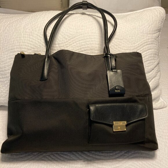 TUMI Larkin Hayes Triple Compartment Tote Bag Black Gold Travel Career Computer - Picture 1 of 16